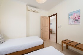Hermes Sea View