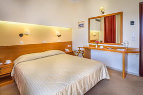 Hotel Nefeli