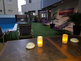 Hyperion City Hotel
