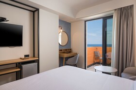 Hyperion City Hotel
