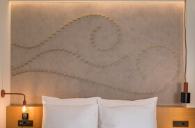 Hyperion City Hotel