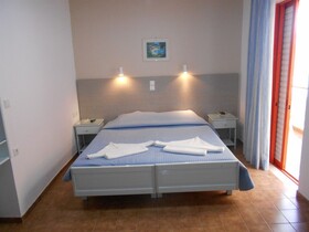 Ilona Hotel Apartments