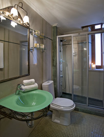 Ionas Boutique Hotel