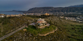 Karmilos Hill Villa
