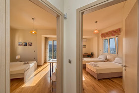 Karmilos Hill Villa