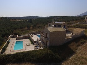 Lake Villas
