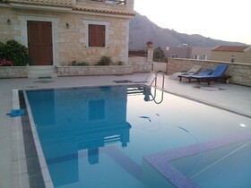 Lake Villas