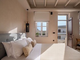 Lithinon Luxury Suites