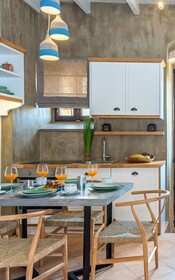 Lithinon Luxury Suites