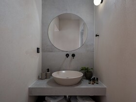 Lithinon Luxury Suites