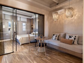 Lithinon Luxury Suites