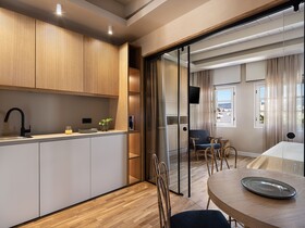 Lithinon Luxury Suites