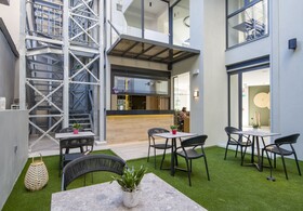 M City Hotel