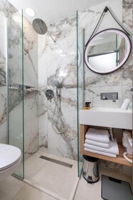 Metropolitan Pearl Boutique Hotel