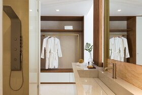Mirabile Luxury Suites