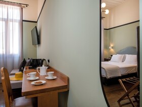 Mosaic Venetian Harbour Suites