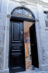 Mosaic Venetian Harbour Suites