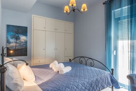 Nais Apartments & Studios