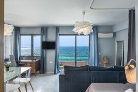 Nais Apartments & Studios