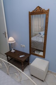 Nais Apartments & Studios