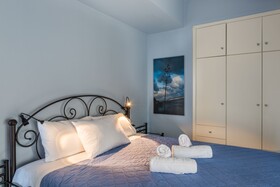 Nais Apartments & Studios
