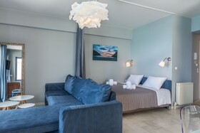 Nais Apartments & Studios