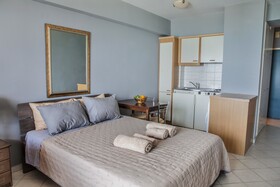 Nais Apartments & Studios