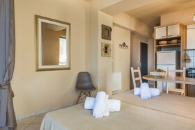 Nais Apartments & Studios