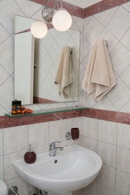 Nais Apartments & Studios