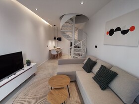 Nek Suites