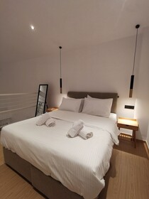 Nek Suites