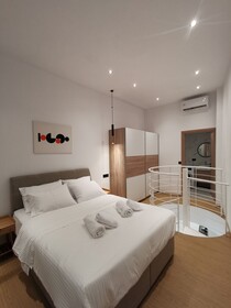 Nek Suites