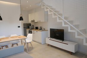 Nek Suites