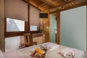 Neoria Houses