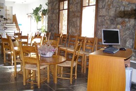 Neos Omalos Hotel
