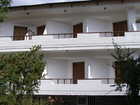 Neos Omalos Hotel