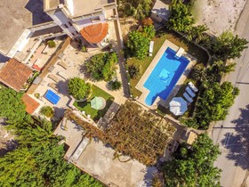 Niko's Art villa