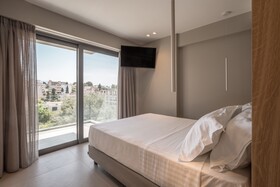 Noemie Luxury Suites