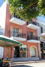 Notus Hotel