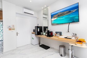 Notus Hotel