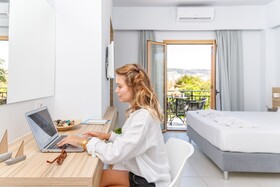 Notus Hotel