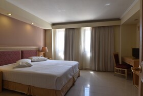 Okeanis Golden Resort