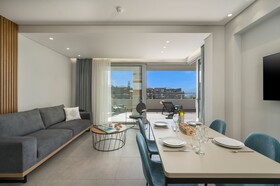 Ostrakon Suites