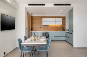 Ostrakon Suites