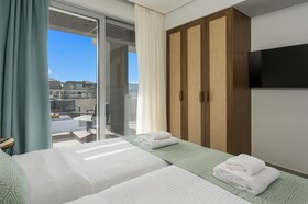 Ostrakon Suites