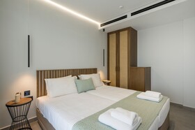 Ostrakon Suites