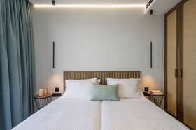 Ostrakon Suites