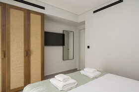 Ostrakon Suites