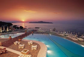 Leptos Panorama Hotel