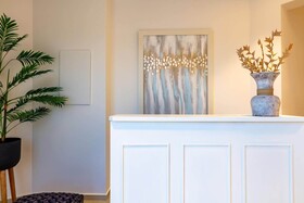 Pinelopi Beach Suites